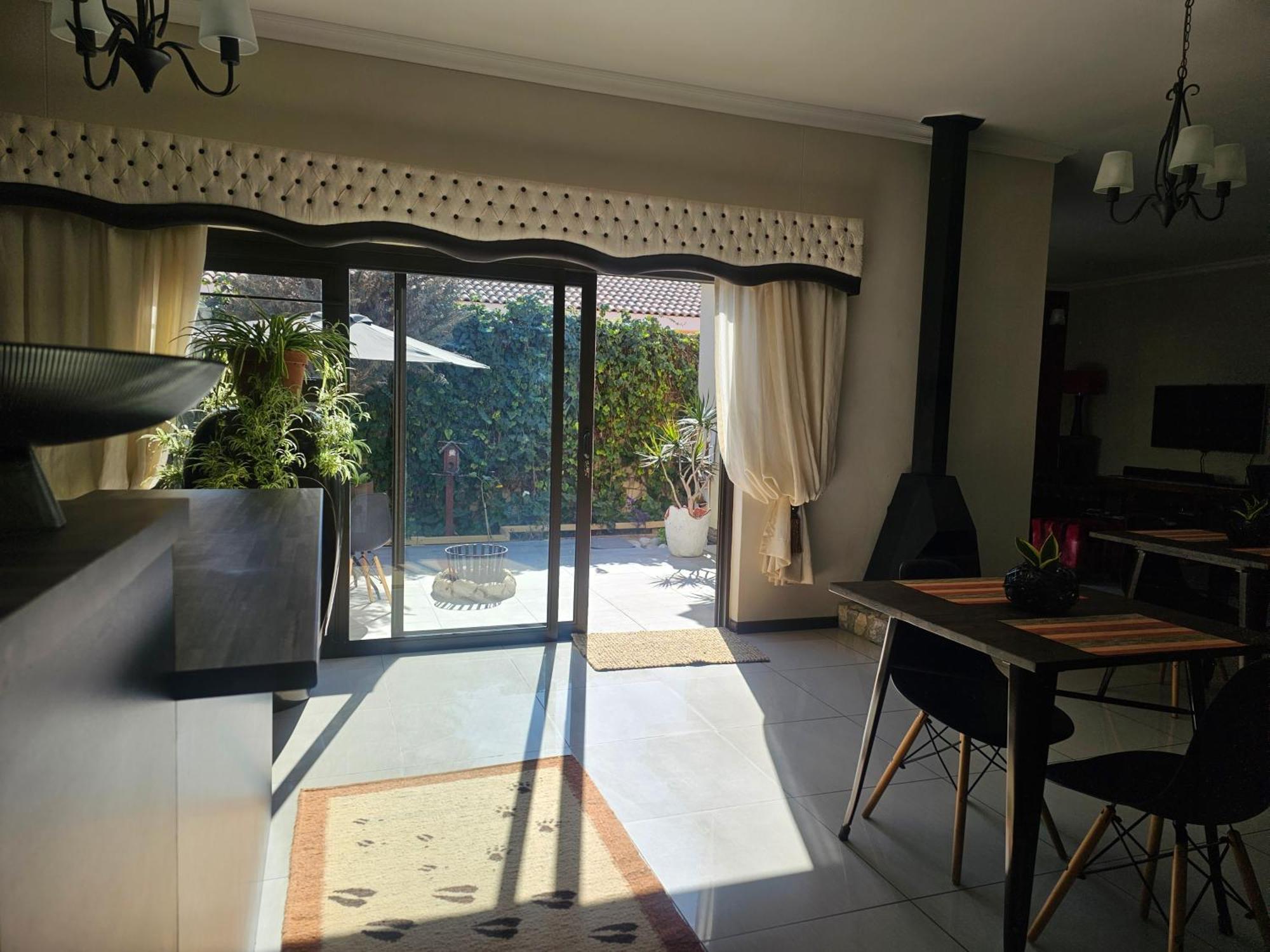 Cora'S Boutique Bed & Breakfast Swakopmund Bagian luar foto