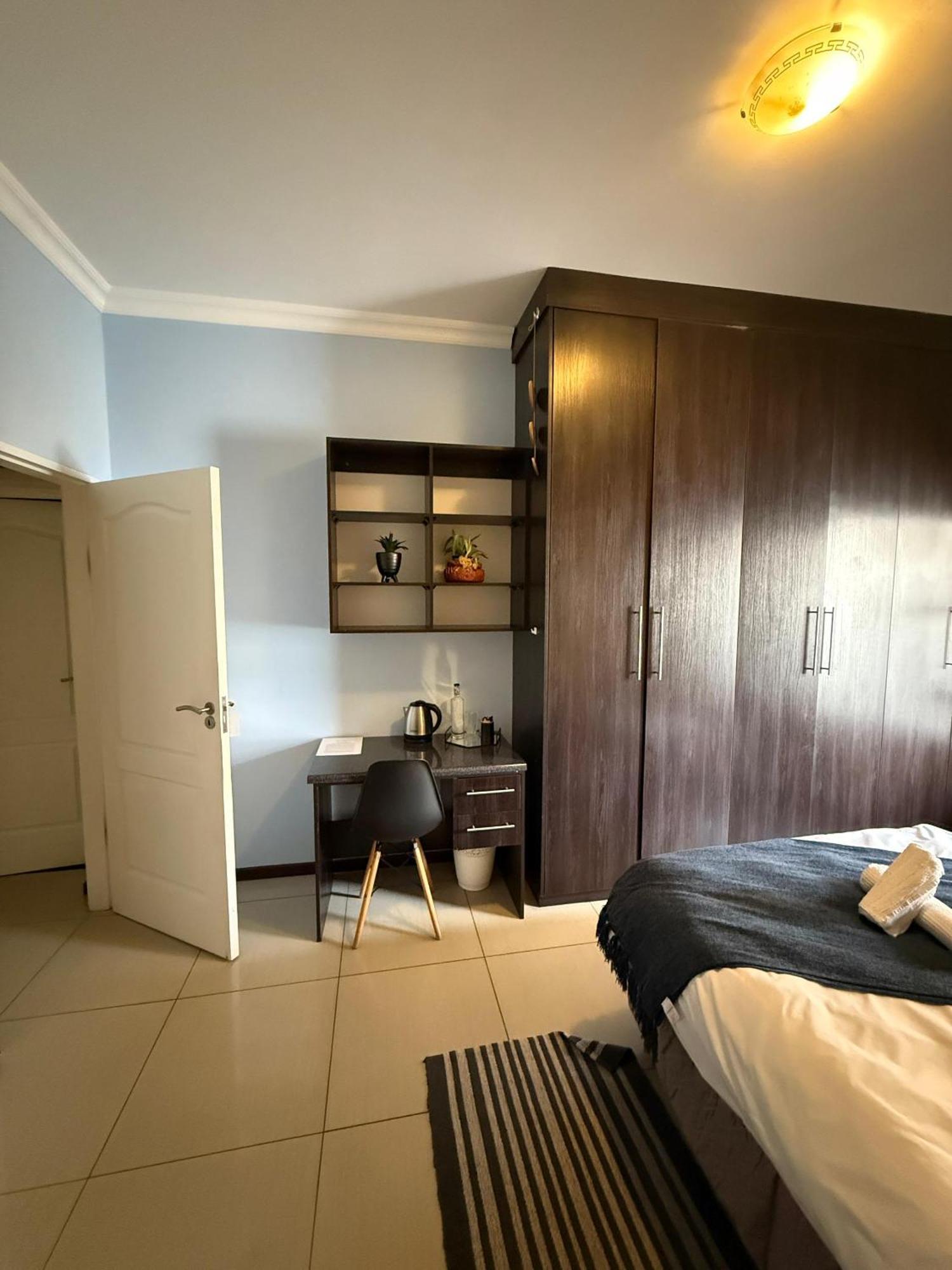 Cora'S Boutique Bed & Breakfast Swakopmund Bagian luar foto