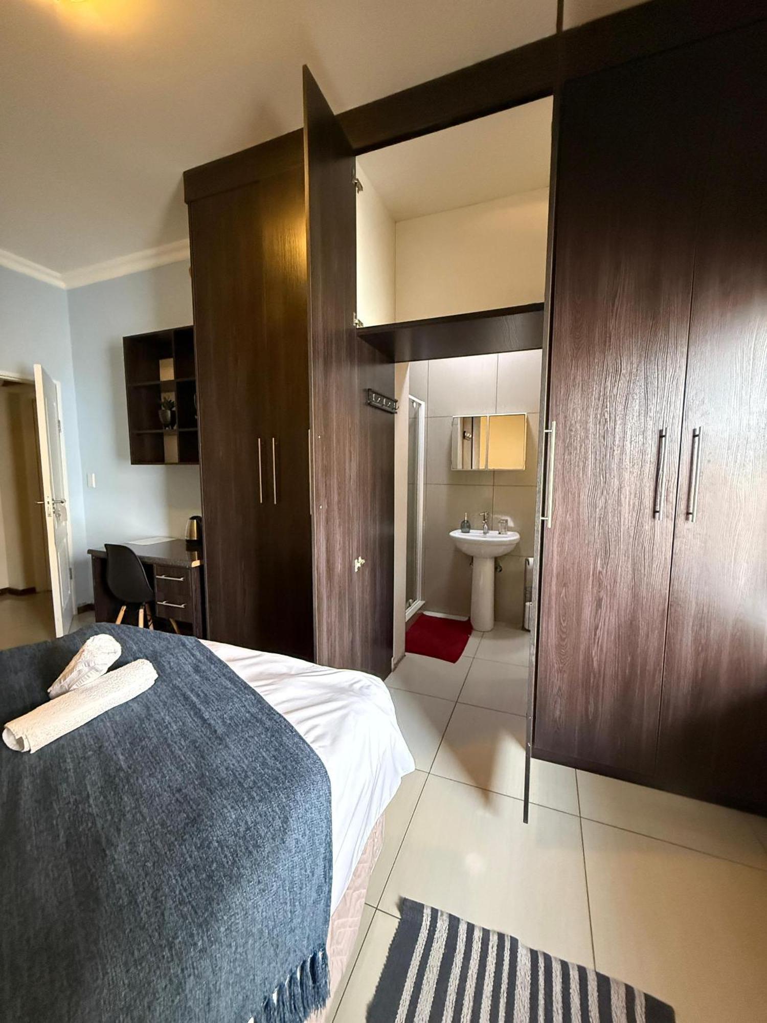 Cora'S Boutique Bed & Breakfast Swakopmund Bagian luar foto