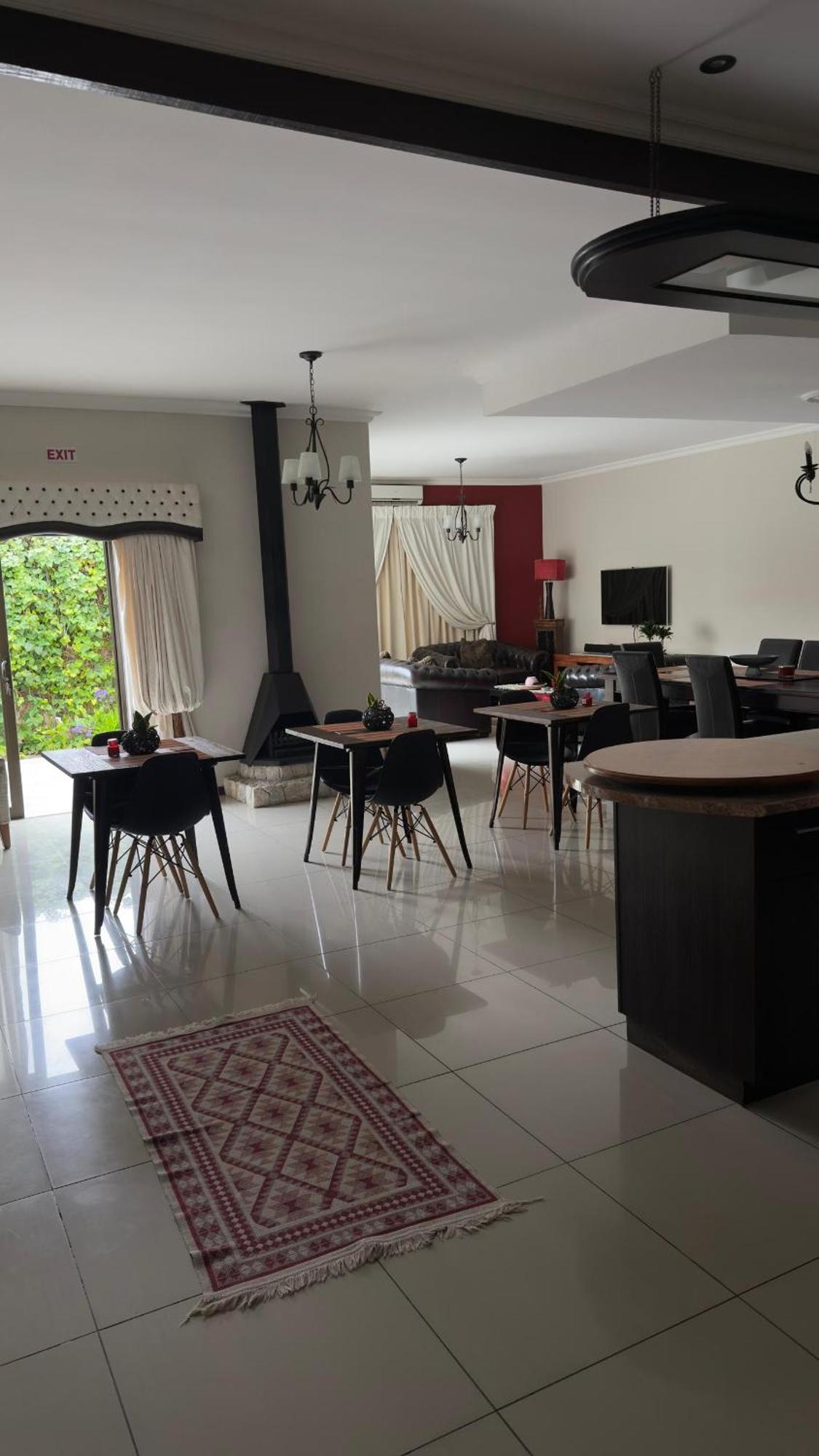 Cora'S Boutique Bed & Breakfast Swakopmund Bagian luar foto